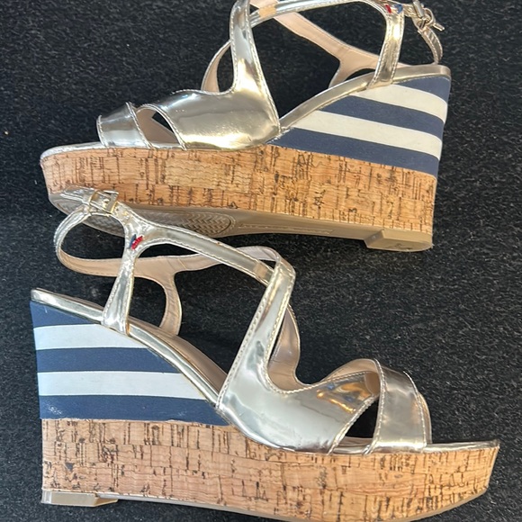 Tommy Hilfiger Wedge Sandal - Picture 1 of 10